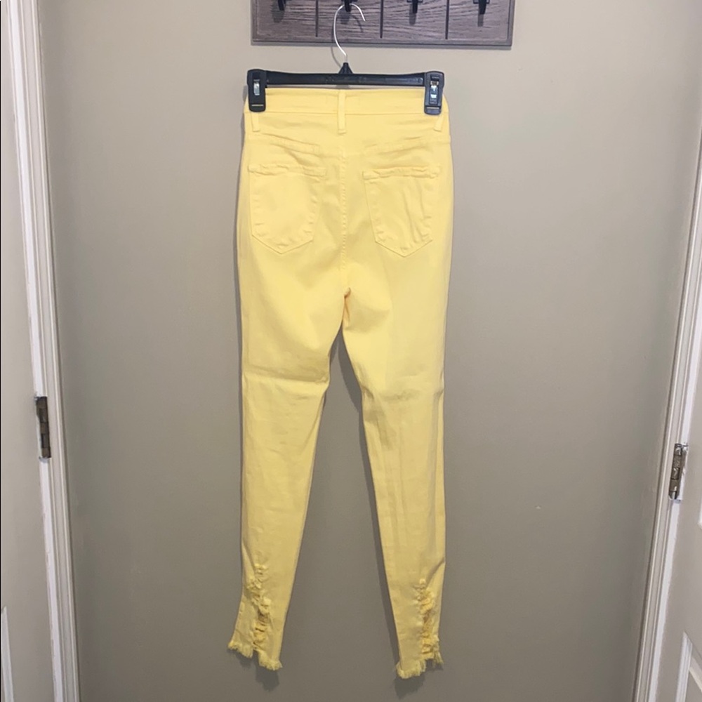 Fashion Nova Yellow Skinny Distressed Jeans - Picture 3 of 8